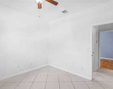 15250 Sw 49th Court - Photo Thumbnail 32