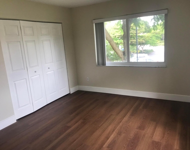 7850 Camino Real - Photo Thumbnail 8