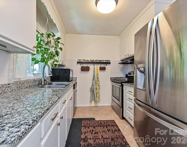4730 Crestmont Drive - Photo Thumbnail 12