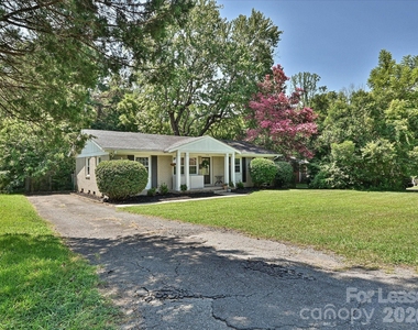 4730 Crestmont Drive - Photo Thumbnail 2
