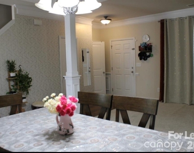 6125 Kilchurn Drive - Photo Thumbnail 15