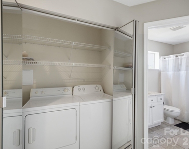 18841 Vineyard Point Lane - Photo Thumbnail 17