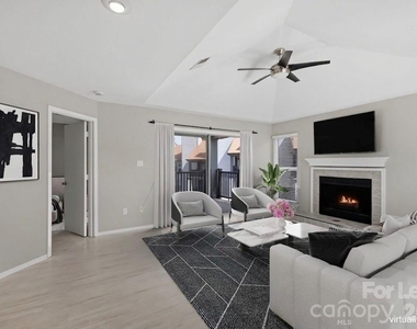 18841 Vineyard Point Lane - Photo Thumbnail 4