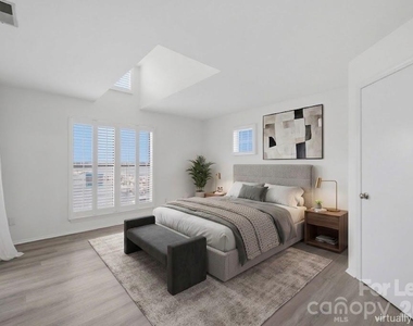 18883 Vineyard Point Lane - Photo Thumbnail 9