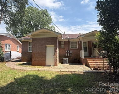 3721 Driftwood Drive - Photo Thumbnail 12