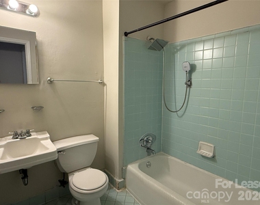 3721 Driftwood Drive - Photo Thumbnail 10