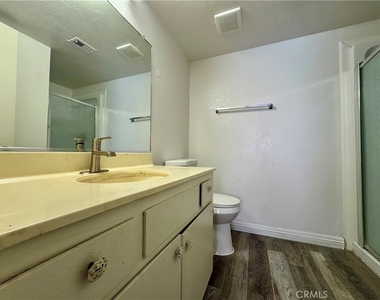 241 S Curtis Avenue - Photo Thumbnail 10