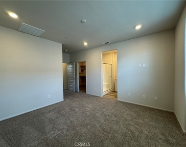 28094 Melrose Drive - Photo Thumbnail 16
