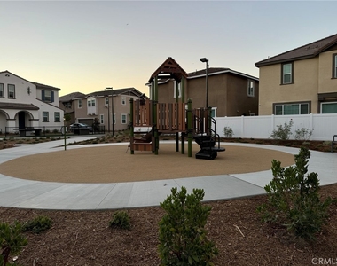 28094 Melrose Drive - Photo Thumbnail 29
