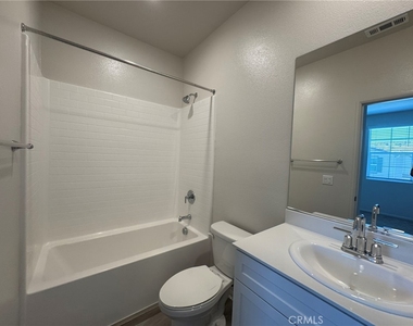 28094 Melrose Drive - Photo Thumbnail 12