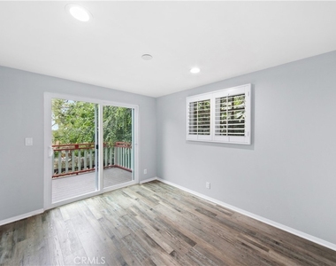 483 Sturtevant Drive - Photo Thumbnail 16