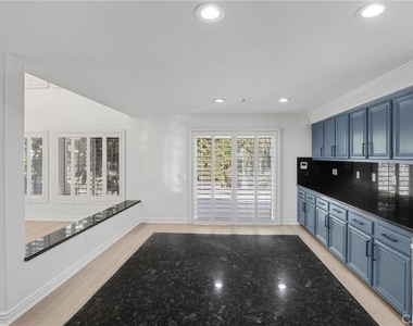 20871 Betron Street - Photo Thumbnail 12
