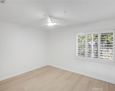 20871 Betron Street - Photo Thumbnail 16