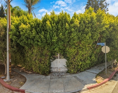 20871 Betron Street - Photo Thumbnail 39
