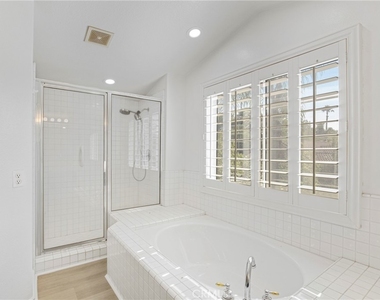 20871 Betron Street - Photo Thumbnail 21