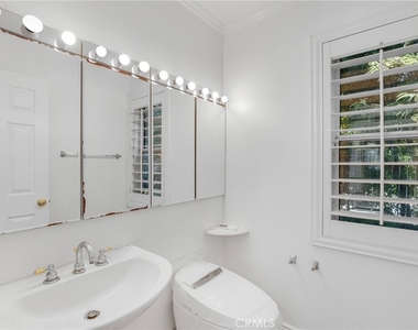 20871 Betron Street - Photo Thumbnail 17
