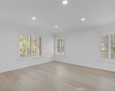 20871 Betron Street - Photo Thumbnail 25