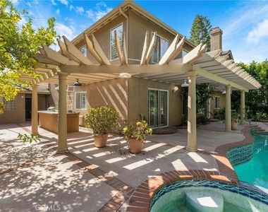 20871 Betron Street - Photo Thumbnail 33