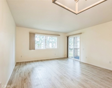10699 San Diego Mission Road - Photo Thumbnail 3