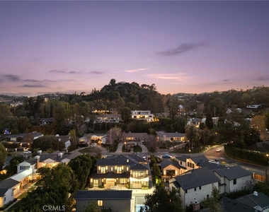 15547 Valley Vista Boulevard - Photo Thumbnail 58