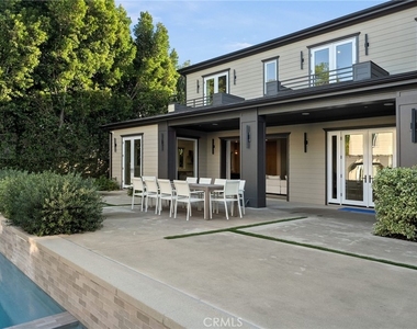 15547 Valley Vista Boulevard - Photo Thumbnail 44
