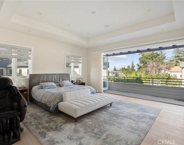 15547 Valley Vista Boulevard - Photo Thumbnail 33
