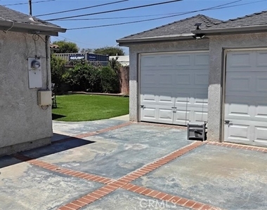 2507 184th Street - Photo Thumbnail 18