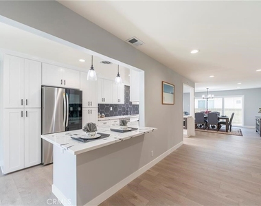 5130 Carmelynn Street - Photo Thumbnail 5