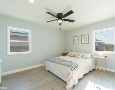 5130 Carmelynn Street - Photo Thumbnail 8