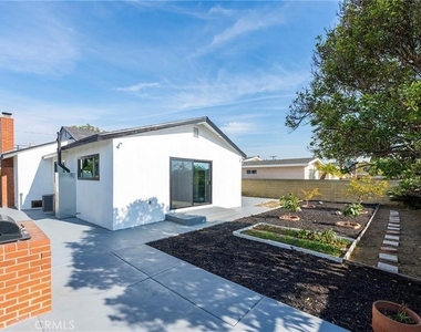 5130 Carmelynn Street - Photo Thumbnail 35