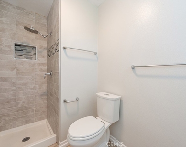 11 Bragg - Photo Thumbnail 22