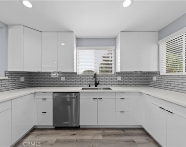 14215 Ragus Street - Photo Thumbnail 8
