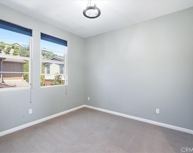 35 Lomada - Photo Thumbnail 18