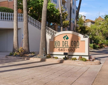 680 Camino De La Reina - Photo Thumbnail 23