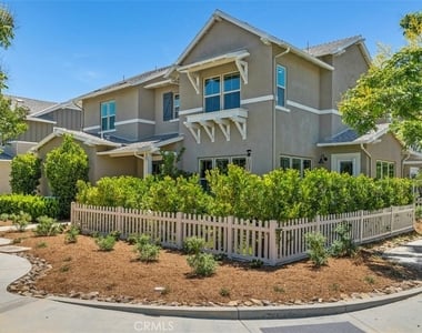 102 Sencillo - Photo Thumbnail 2