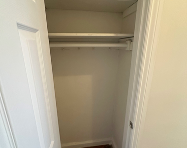 108 Park Terrace East - Photo Thumbnail 6