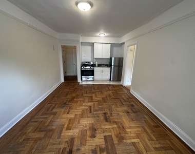 108 Park Terrace East - Photo Thumbnail 2