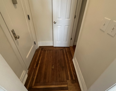 108 Park Terrace East - Photo Thumbnail 5