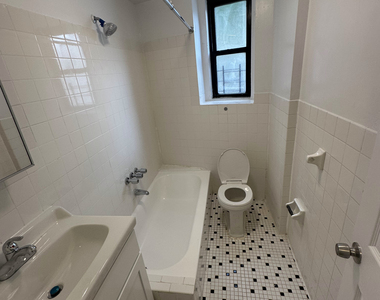 108 Park Terrace East - Photo Thumbnail 10