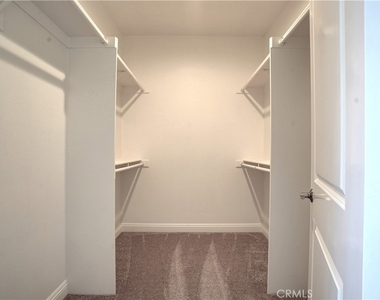 7124 Farralone Avenue - Photo Thumbnail 9