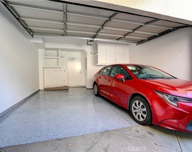 7124 Farralone Avenue - Photo Thumbnail 18