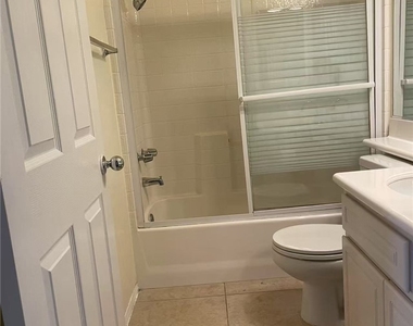 402 Marinella Aisle - Photo Thumbnail 12