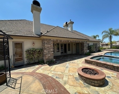 25351 Mustang Drive - Photo Thumbnail 6