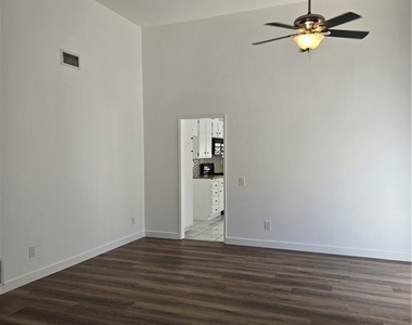 21082 Primrose - Photo Thumbnail 6