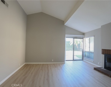 25071 W Sunset Place - Photo Thumbnail 4