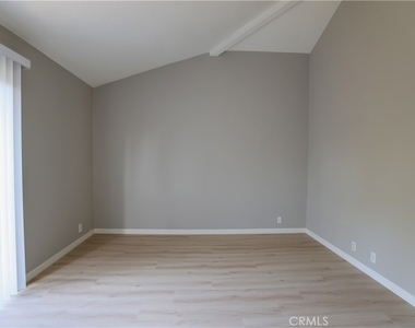 25071 W Sunset Place - Photo Thumbnail 6