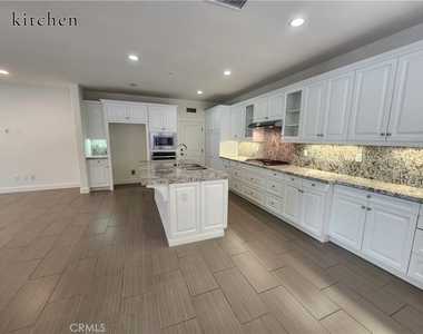 3451 Villa Drive - Photo Thumbnail 7