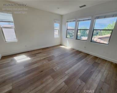 3451 Villa Drive - Photo Thumbnail 11
