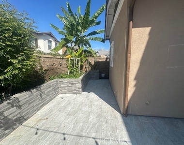761 Clark Way - Photo Thumbnail 30