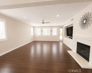 761 Clark Way - Photo Thumbnail 10